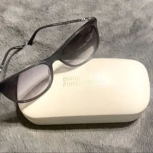 Diane Von Furstenberg Katherina Milky Teal Sunglasses EUC Diane von Furstenberg Square Sunglasses for Women for sale  main image 3